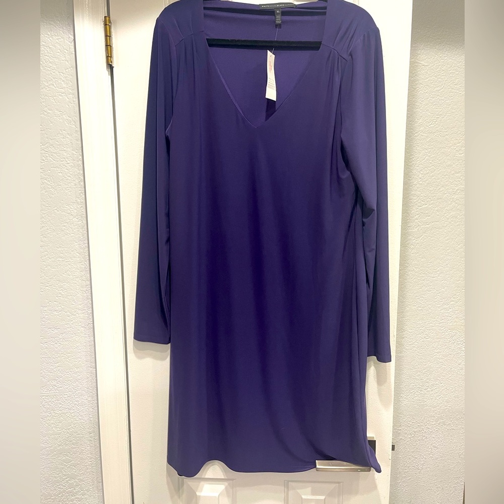 Beautiful purple Nwt xl dress from White House black market great for fall